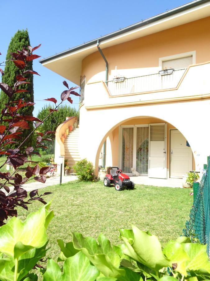 Italy Home San Costanzo Εξωτερικό φωτογραφία