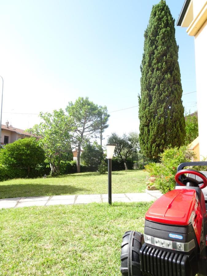 Italy Home San Costanzo Εξωτερικό φωτογραφία
